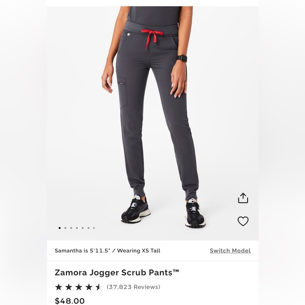 Med/petite jogger scrubs